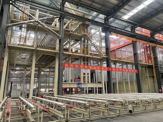 قیمت خوب 450 TPM خط تولید آنودیزهای عمودی با کنترل PLC کاملا خودکار برای سری رنگ شامپاین آنلاین